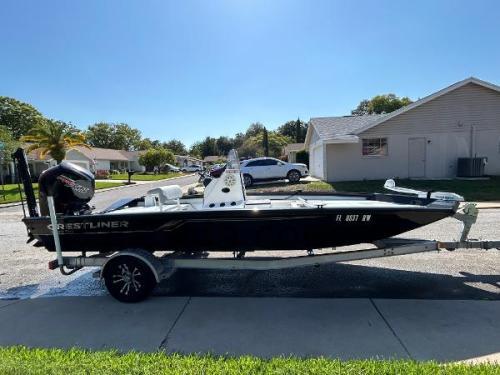Crestliner 2000 Bay tekniska specifikationer och recensioner